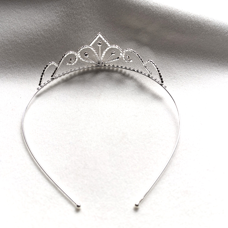تاج زفاف فضي اللون مرصع بالأحج - مراجعة Women'S Formal Accessories وسعره