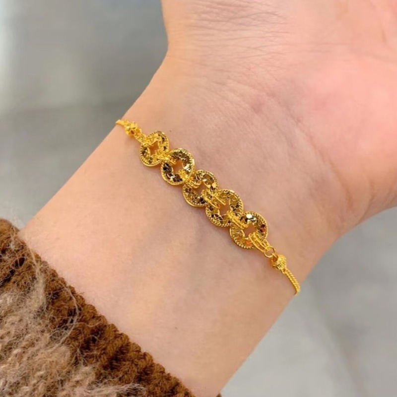 جديد: قلادة وسوار بتصميم عملة  - مراجعة Women Accessories Meaning وسعره
