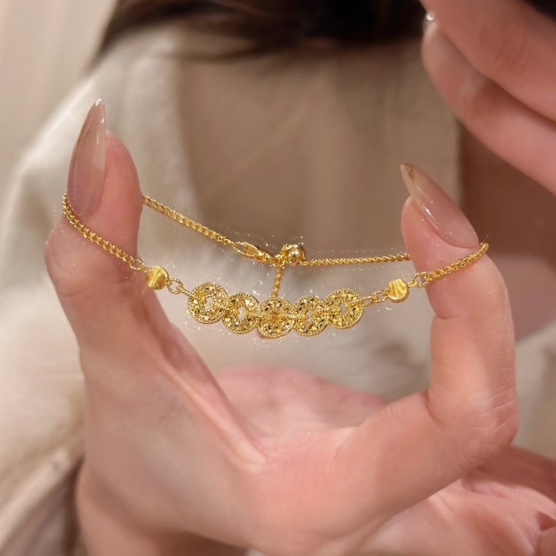 جديد: قلادة وسوار بتصميم عملة  - مراجعة Women Accessories Meaning وسعره