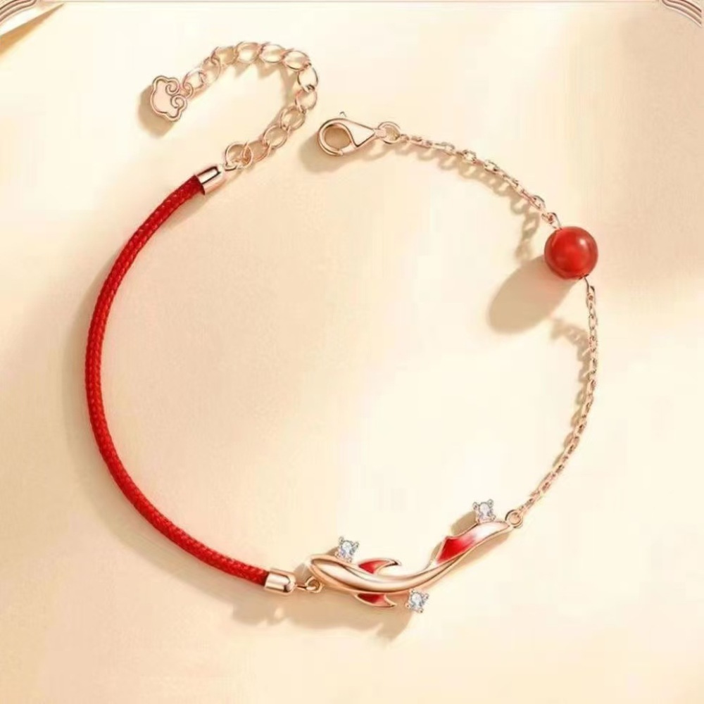 سوار أنيق من الخيوط الحمراء مع - مراجعة Women Accessories Meaning وسعره