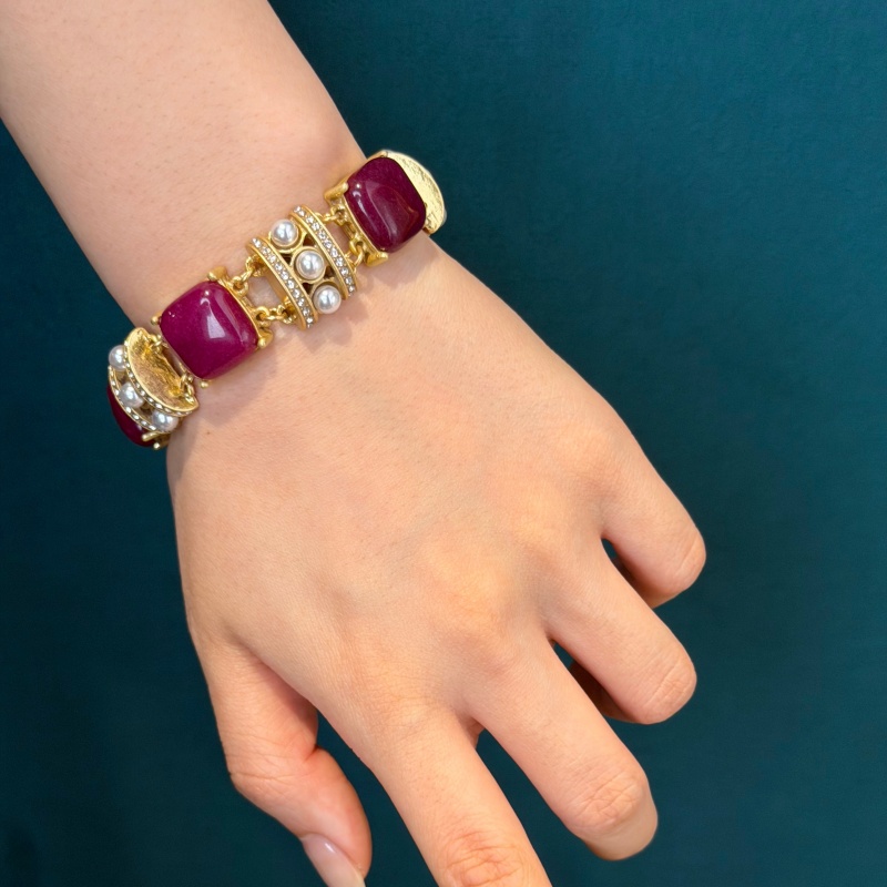 سوار مربع الشكل من العقيق الأر - مراجعة Women'S Accessories Trends 2026 وسعره