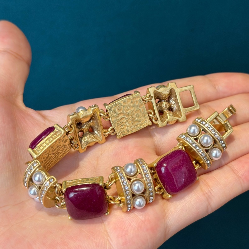 سوار مربع الشكل من العقيق الأر - مراجعة Women'S Accessories Trends 2026 وسعره