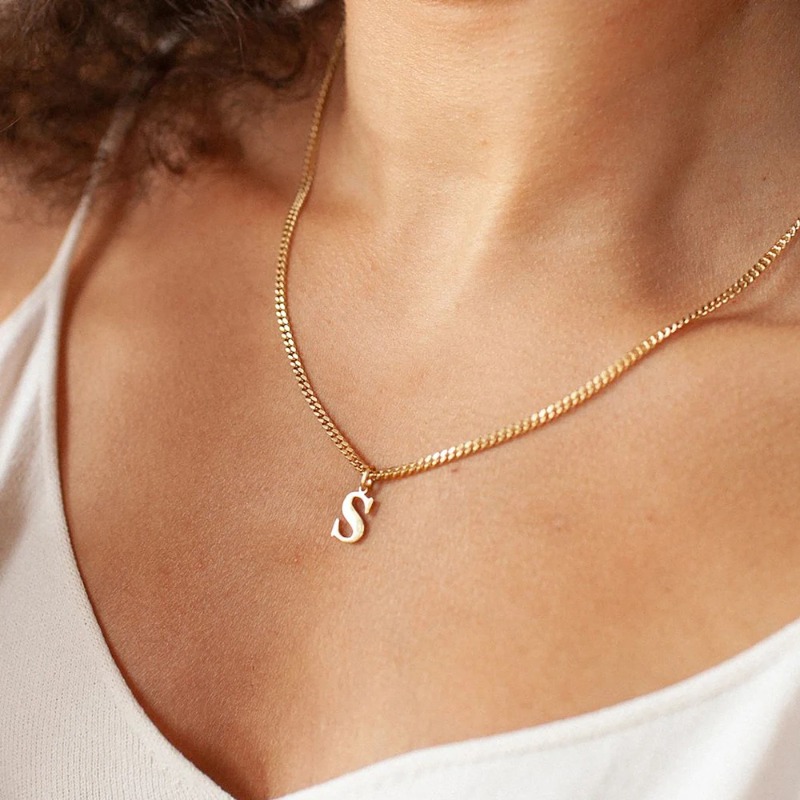 قلادة حروف إنجليزية قابلة للتخ - مراجعة Women Accessories Name In English وسعره