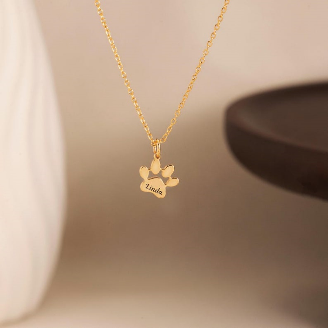 قلادة مخصصة بالاسم مع نقش مخلب - مراجعة Women Accessories Gift Box وسعره