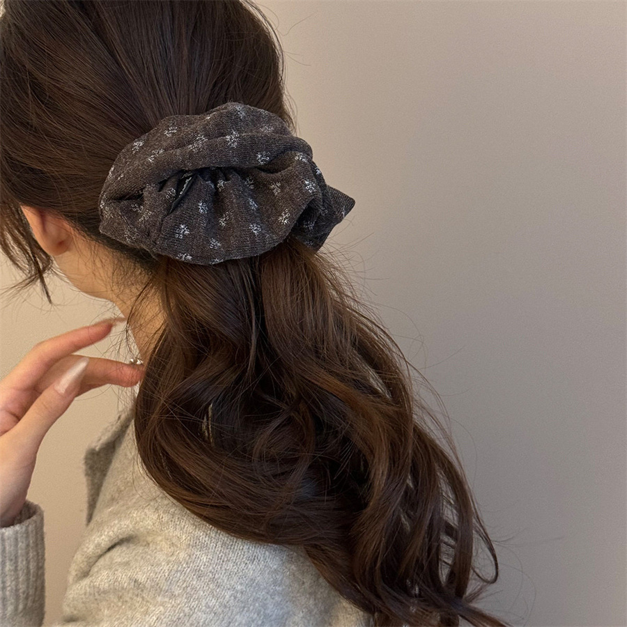 ربطات شعر مطاطية محبوكة بنقوش  - مراجعة Women'S Winter Accessories Set وسعره
