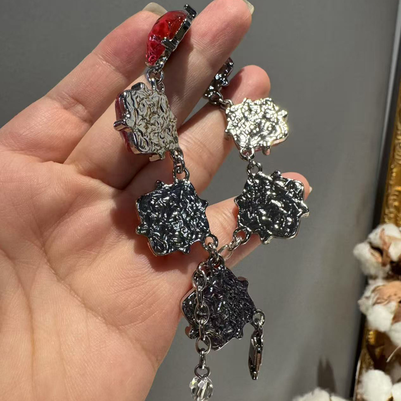 سوار ساحر وردي عتيق بحجر طبيعي - مراجعة Women'S Accessories Trends 2026 وسعره